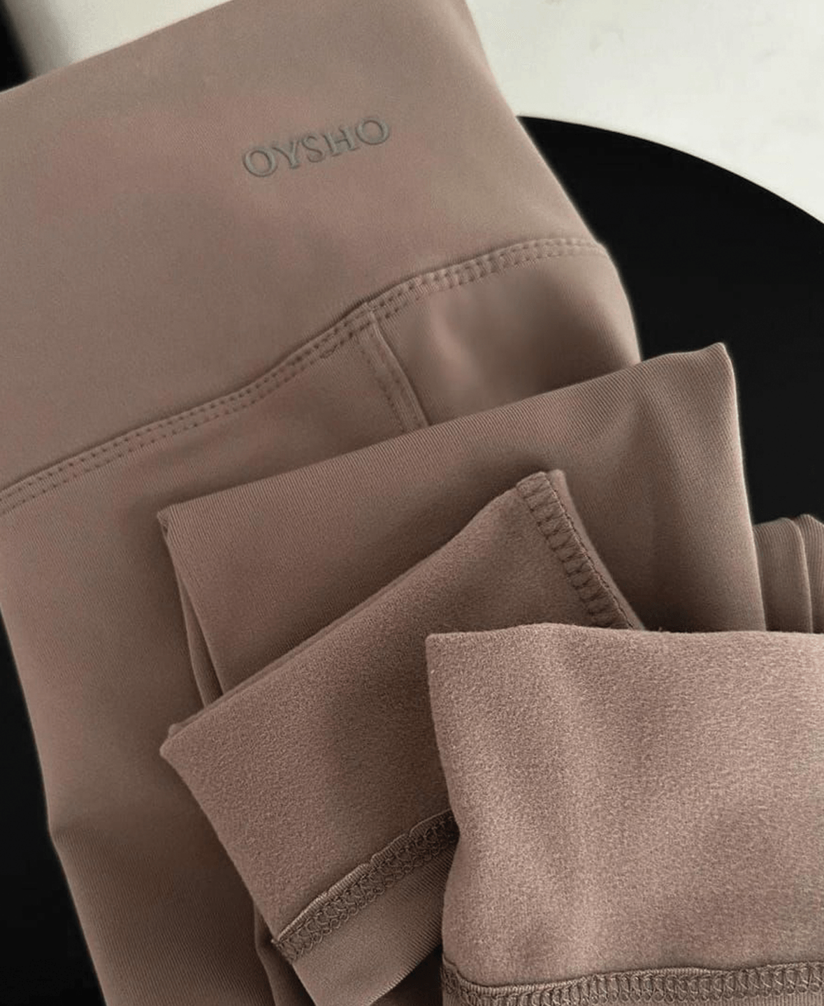 Oysho Leggings (Nude-مبطن)