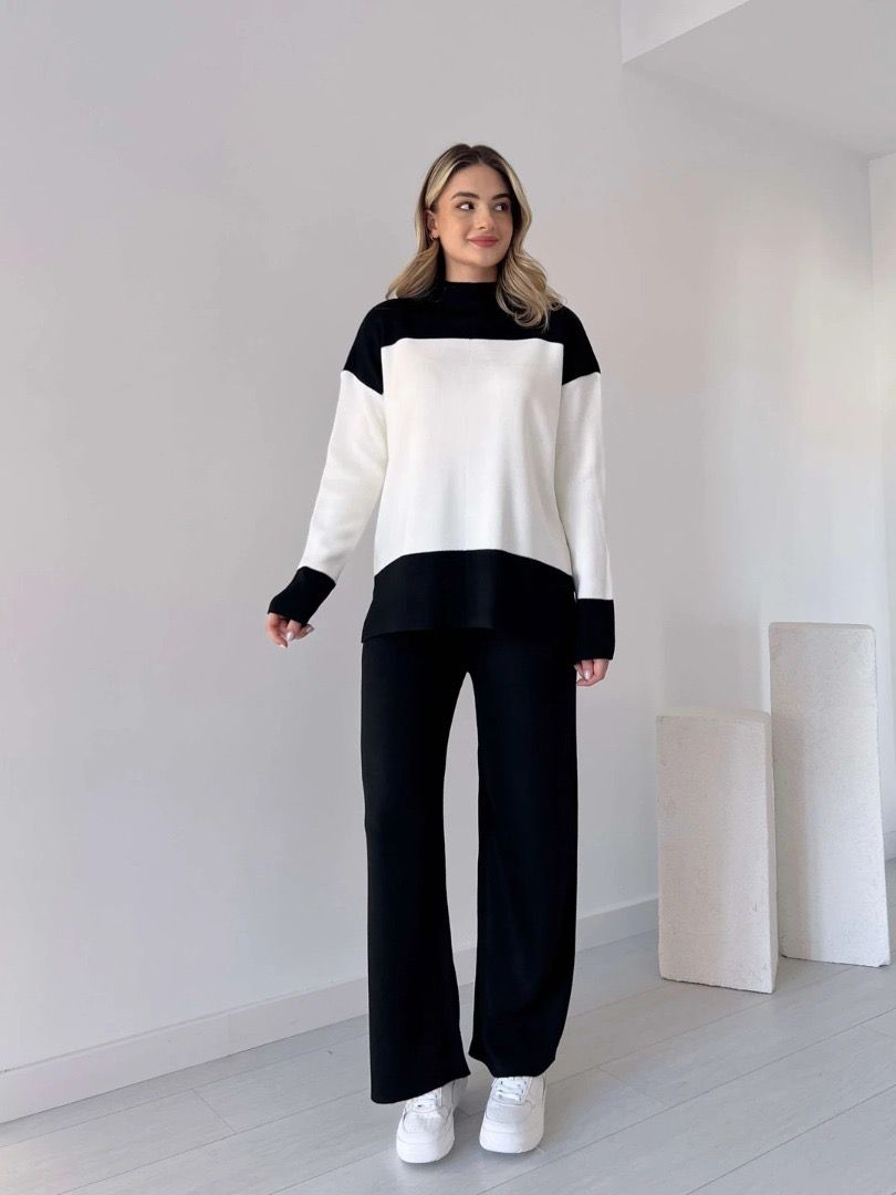 Wide Striped Knitwear Set -Black and white